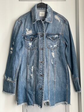 HIDDEN Distressed Denim Shacket